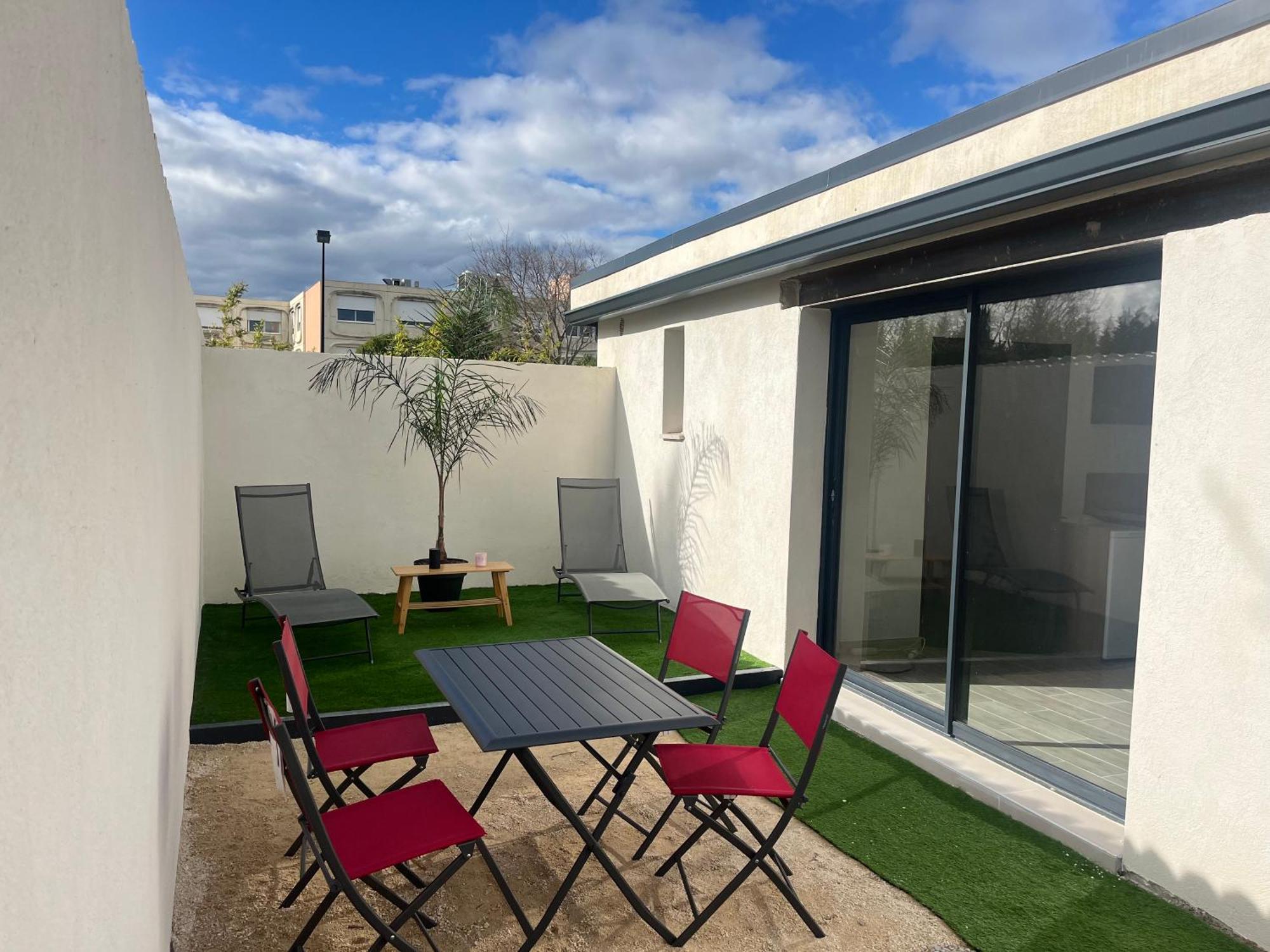 Maison De 40M2 Avec Jardin De 50M2 Orange  Extérieur photo