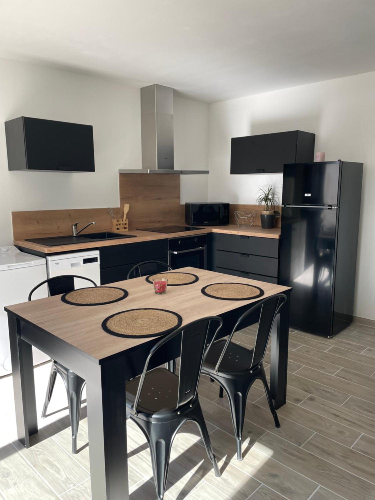 Maison De 40M2 Avec Jardin De 50M2 Orange  Extérieur photo