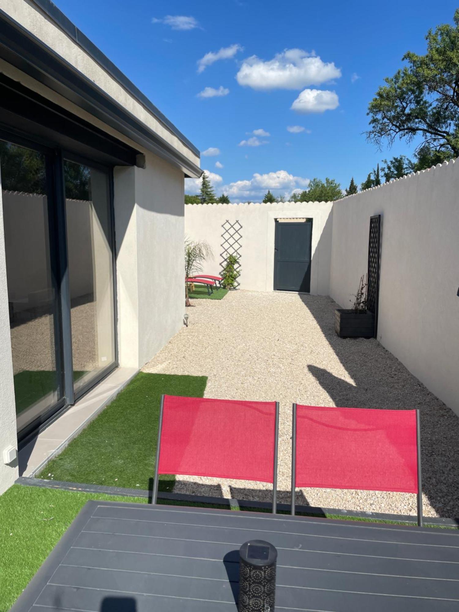 Maison De 40M2 Avec Jardin De 50M2 Orange  Extérieur photo